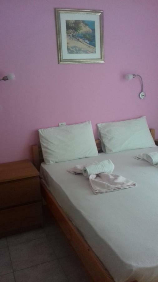 Lichnos Babis Taverna & Rooms Parga Exterior foto